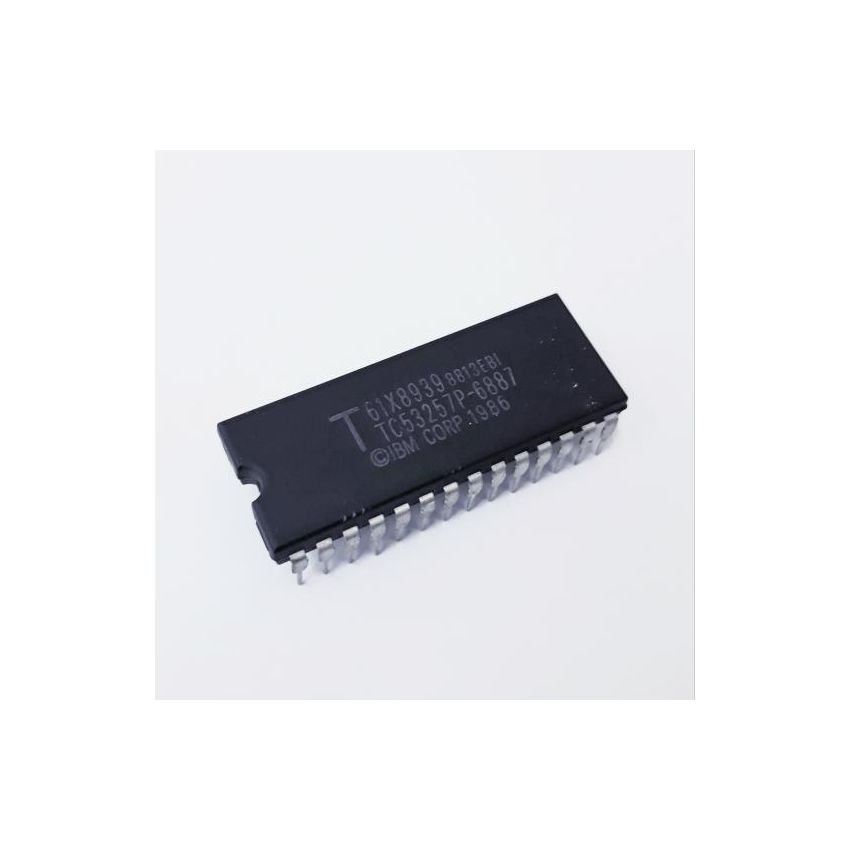 TC53257P 256Kbit (32K x 8) CMOS Static RAM, 5V, DIP-28